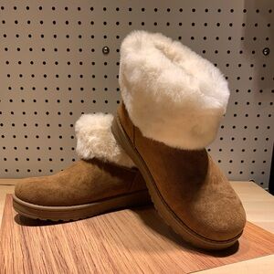 White Mountain Women Brown Faux Suede Ankle Boots Size 6.5 Furry Lined